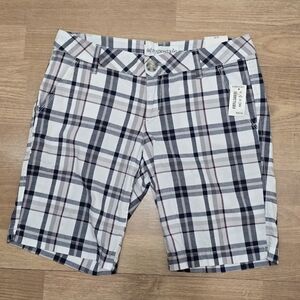Aeropostale Stretch Womens Bermuda Plaid Shorts